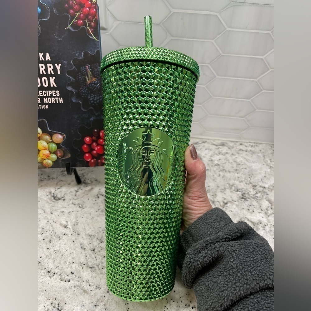 Starbucks Metallic Light Green Studded Bling Tumbler. 24 Oz. Super bling! NWT! - Picture 2 of 8